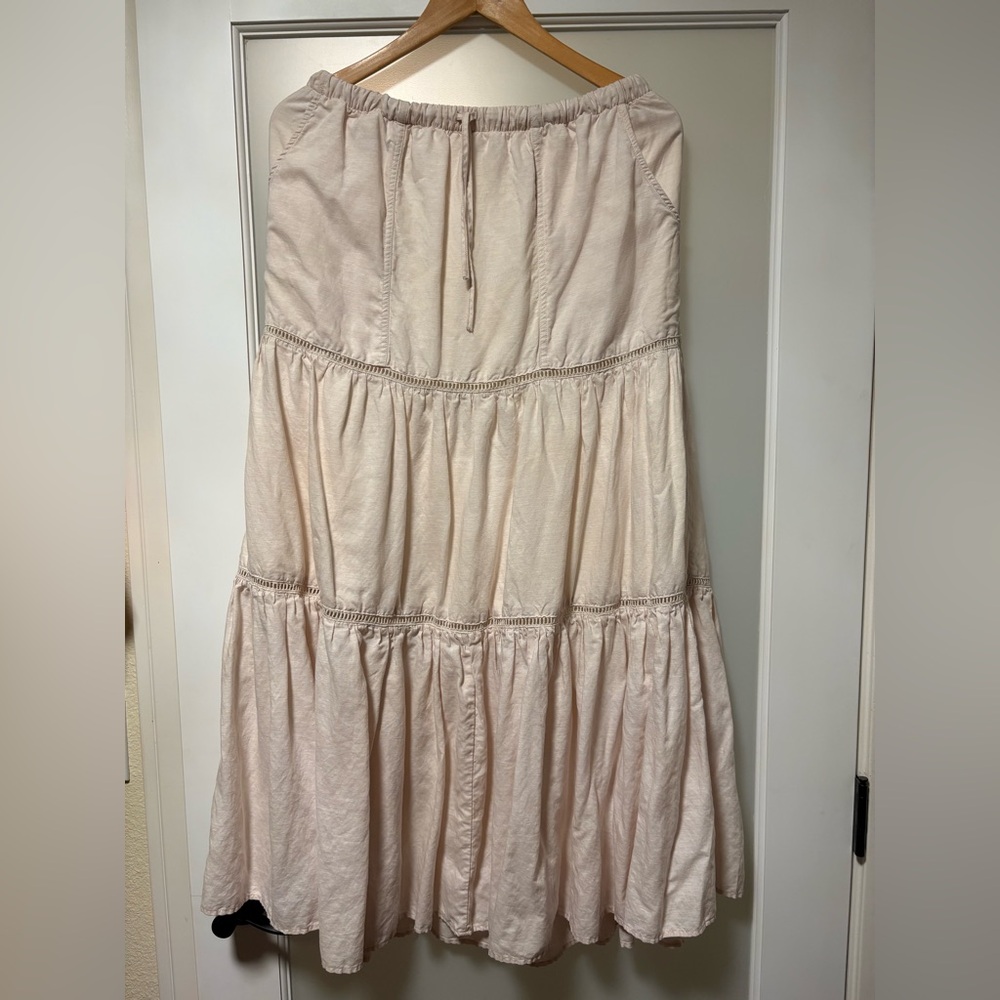 Elegant Cream Tiered Skirt